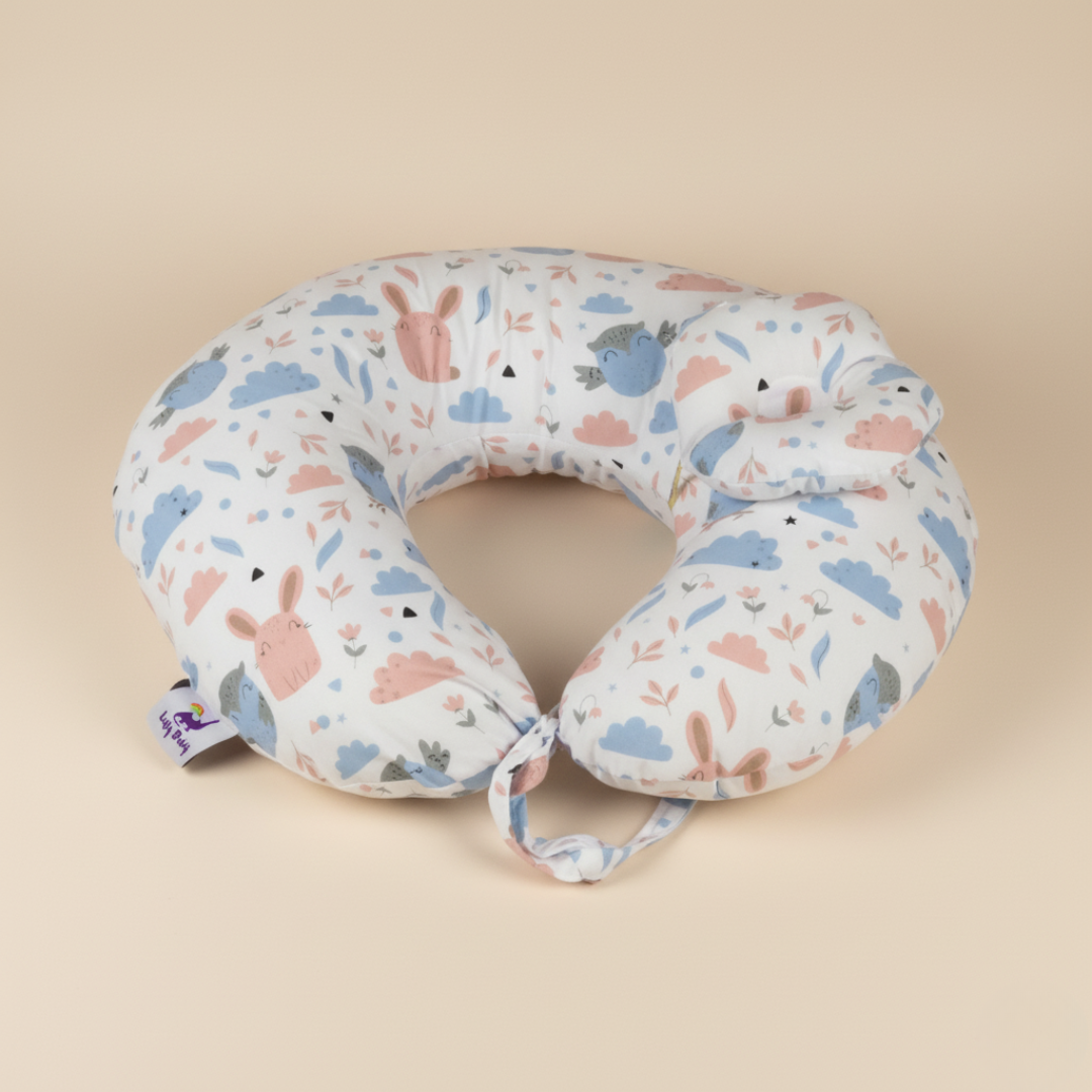 وسادة الرضاعة - رمادي هاش - Nursing Pillow – Gray Hush | Luly Baby - وسادة رضاعة مريحة تدعم وضعية صحية للأم والطفل أثناء الرضاعة