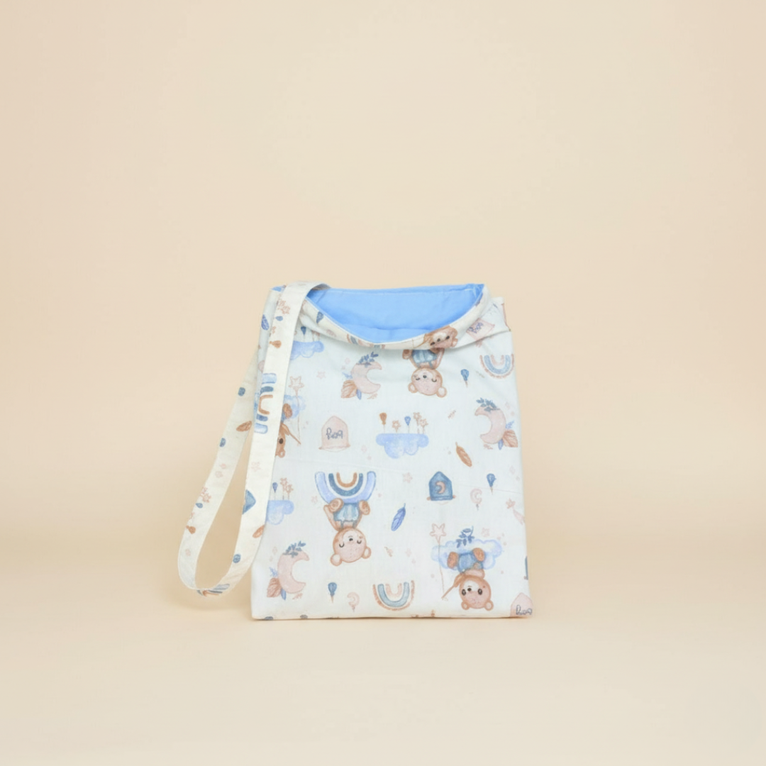 غطاء الرضاعة – براون آند بلو هاجز - Nursing Cover - Brown & Blue Hugs | Luly Baby - غطاء رضاعة عملي يمنح الأم خصوصية وراحة أثناء الرضاعة الطبيعية