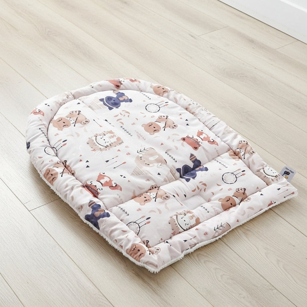 مفرش تغيير دريمي بير - Changing Mat – Dreamy Bear | Luly Baby - مفرش تغيير حفاضات عملي ومقاوم للماء لتغيير الحفاض بسهولة وأمان