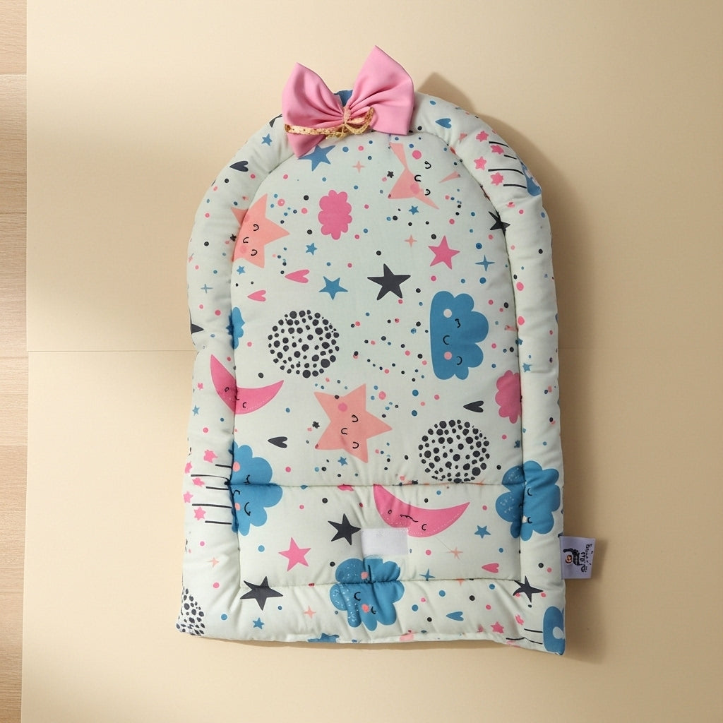 مفرش تغيير بينك ستارز - Changing Mat – Pink Stars | Luly Baby - مفرش تغيير حفاضات عملي ومقاوم للماء لتغيير الحفاض بسهولة وأمان