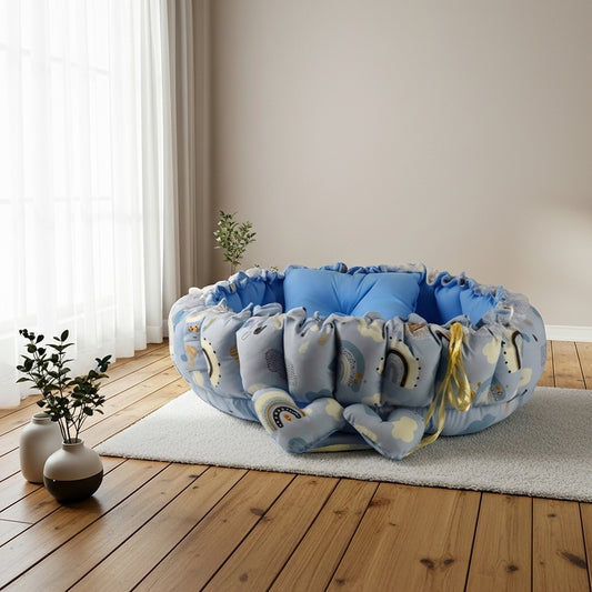 بيبي نيست - أزرق × وردي - Circular Baby Nest - Light Blue Rainbow | Luly Baby - بيبي نيست آمن ومريح لنوم ولعب الرضيع